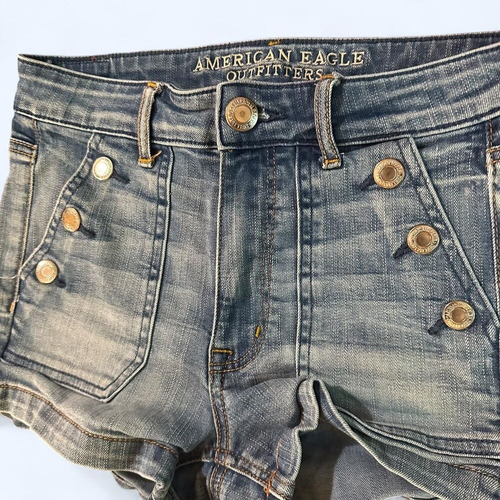 American Eagle 2016 Double Button Mid Rise Mini Shorts - Picture 2 of 6